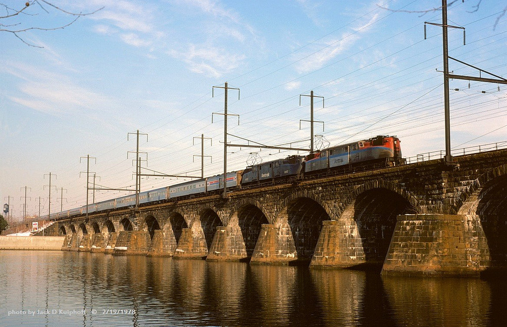 Morrisville PA Railfan Guide