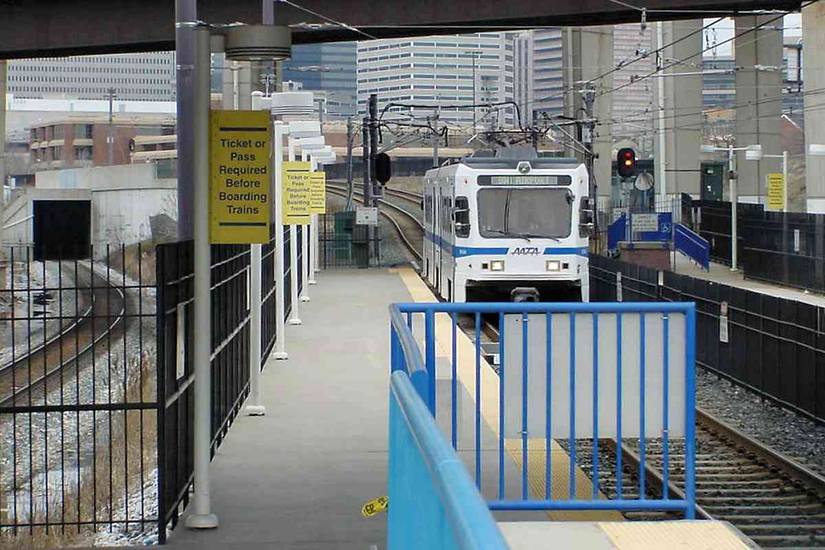 Baltimore Light Rail Signals